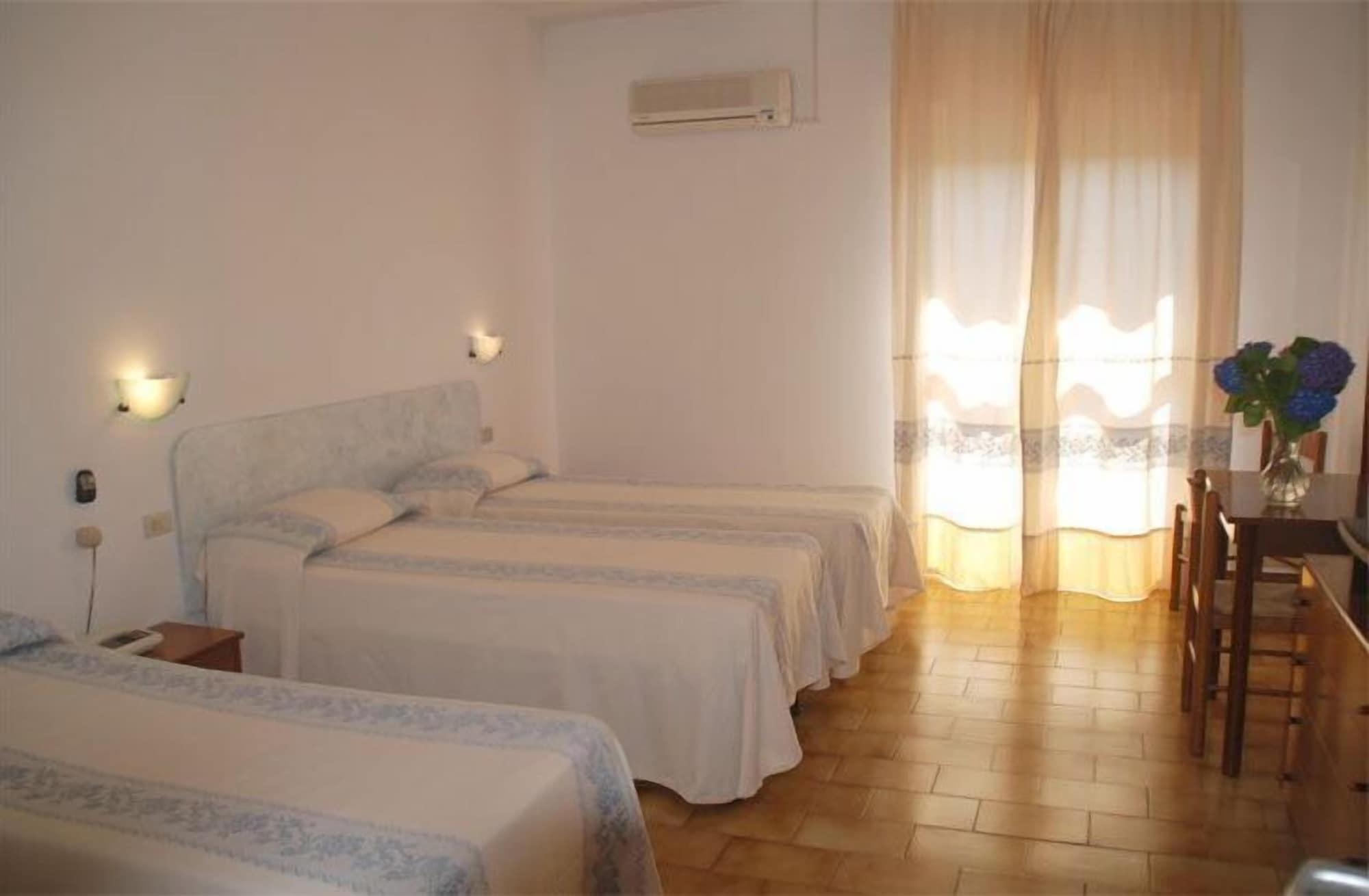Hotel Citti Arzachena Exterior foto